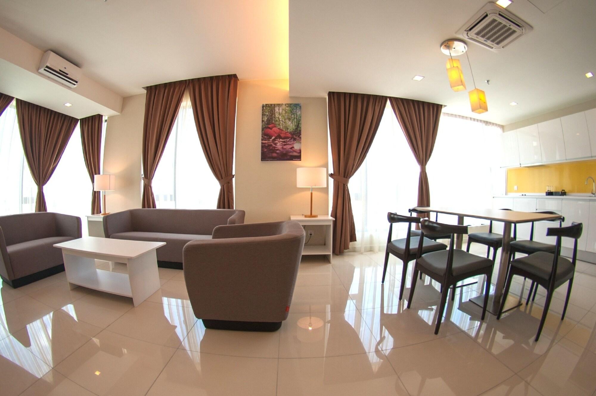 Sky Hotel Kota Kinabalu Eksteriør bilde