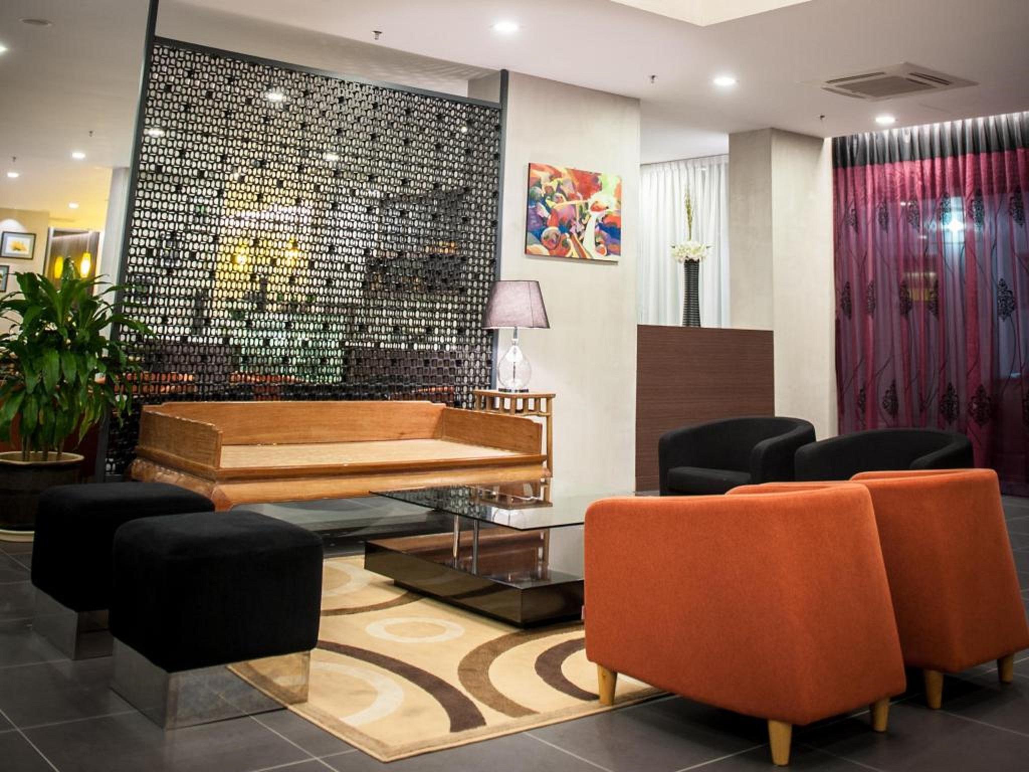 Sky Hotel Kota Kinabalu Eksteriør bilde