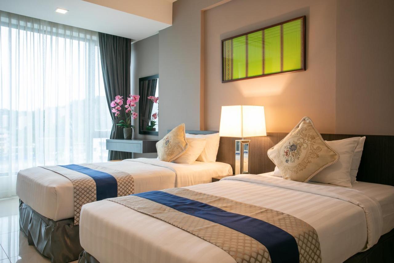 Sky Hotel Kota Kinabalu Eksteriør bilde