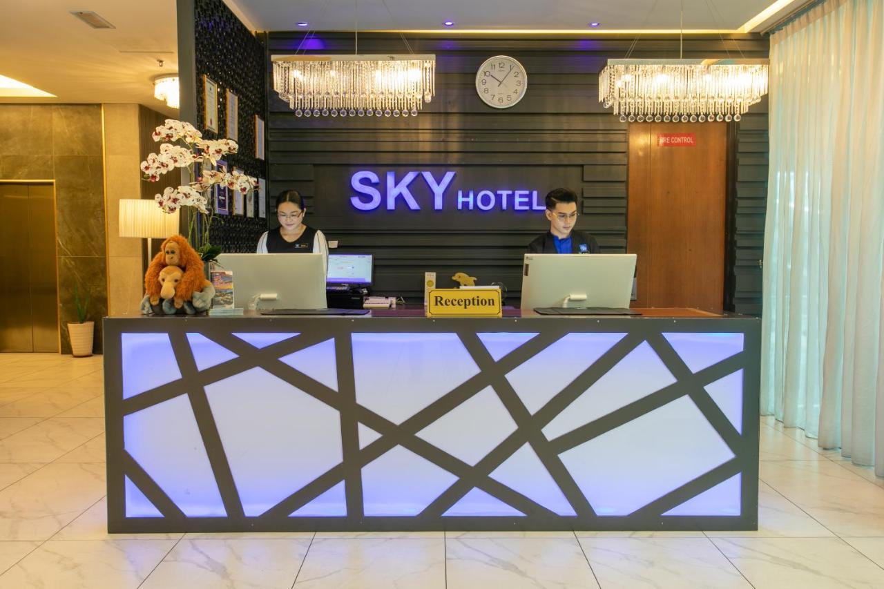 Sky Hotel Kota Kinabalu Eksteriør bilde