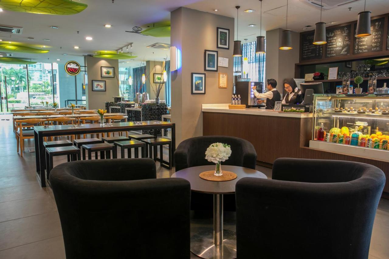 Sky Hotel Kota Kinabalu Eksteriør bilde