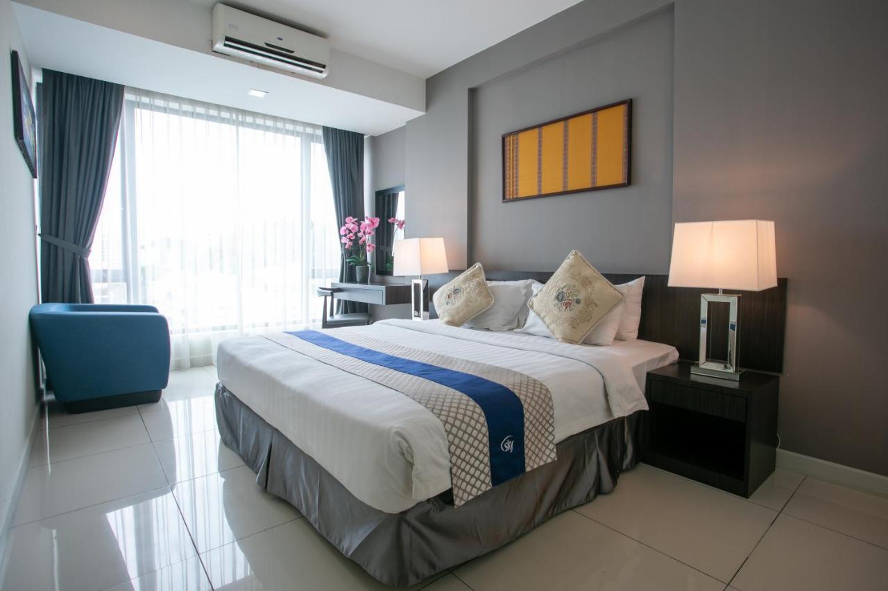 Sky Hotel Kota Kinabalu Eksteriør bilde