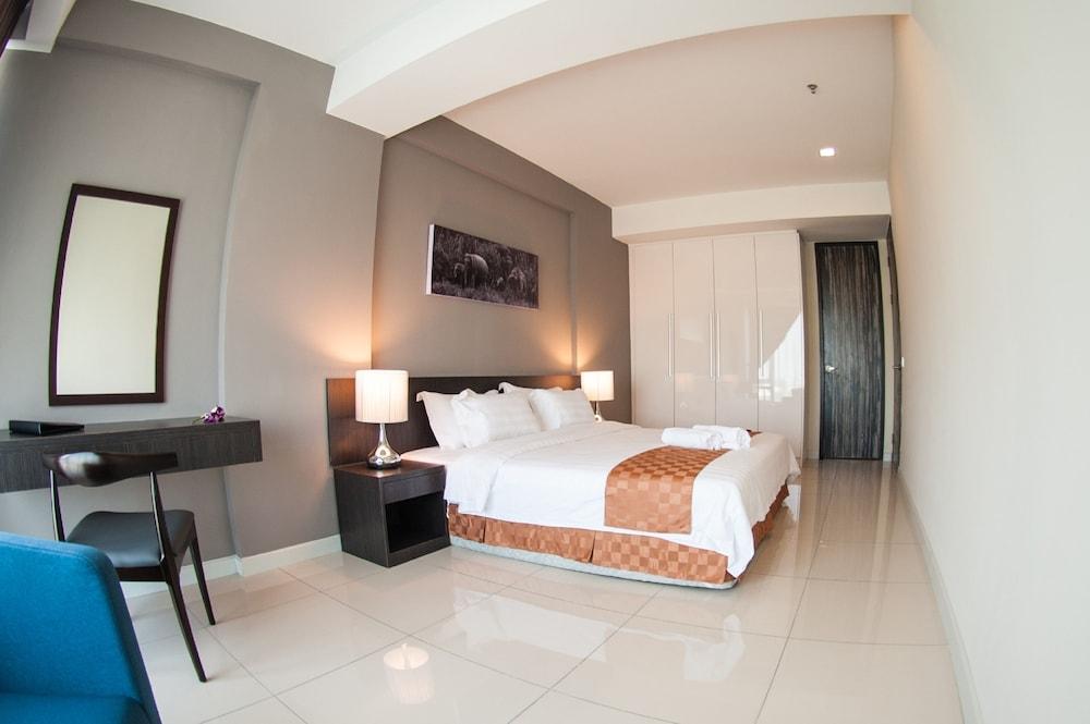 Sky Hotel Kota Kinabalu Eksteriør bilde